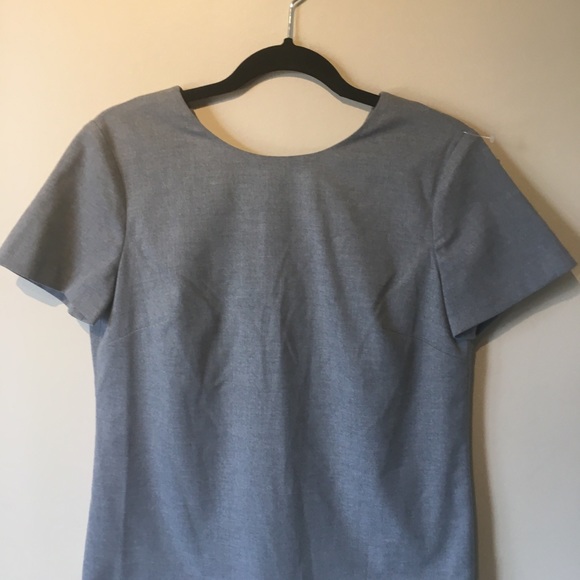 Banana republic size small gray neutral top. - Picture 2 of 10